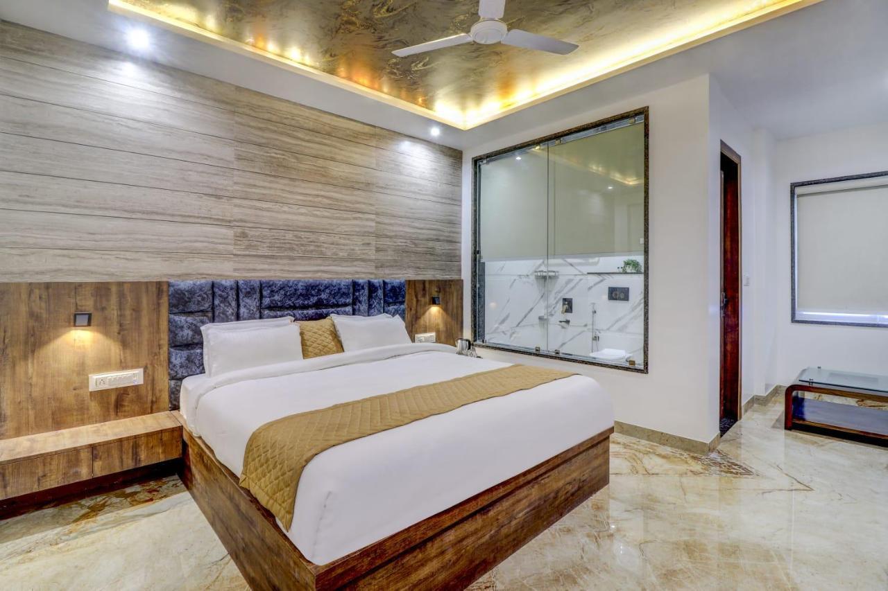 Vaccinated Staff - OYO 3209 Hotel Anand Villa Agra  Esterno foto